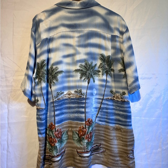Croft & Barrow Tropical Blue and White Shirt - Picture 6 of 9